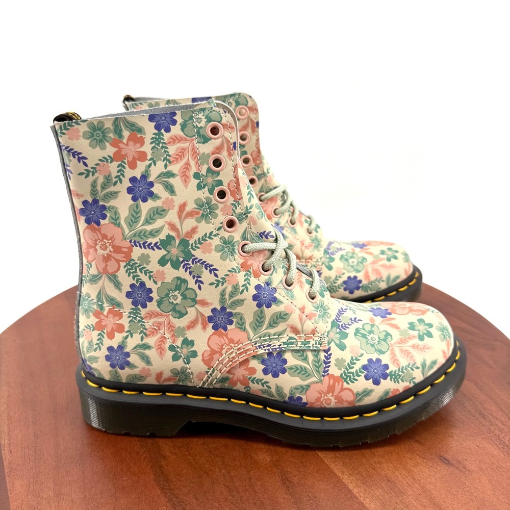 Dr. Martens 1460 Pascal Cloud Cream Multi Floral Genix Nappa Boots Women 7 NIB